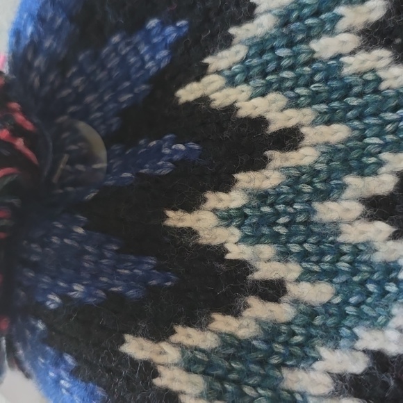 MIXIT BRAND WOMEN'S MULTI COLORS "STOCKING CAP" WITH POMPOM ONE SIZE FITS MOST - Picture 11 of 12